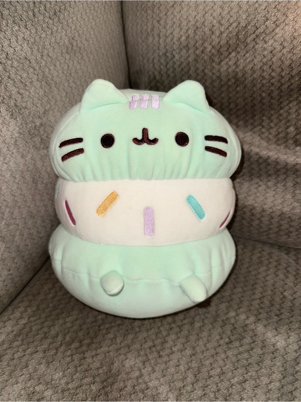 Pusheen Mint & White Donut Stack Plush